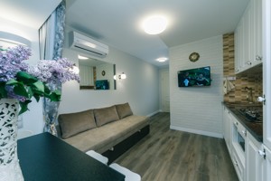 Apartment Novohospitalna (Shchorsa lane), 5а, Kyiv, H-39560 - Photo