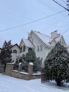 House Zhovtneva (Katerynivka), Kyiv, R-42893 - Photo