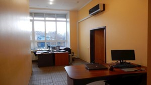  Офис, Хмельницкая, Киев, R-45352 - Фото 3