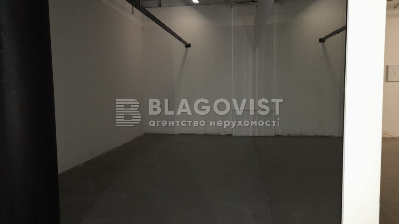  Shopping mall, R-46683, Baseina, Kyiv - Photo 3