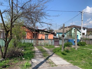 House D-38621, Almatynska (Alma-Atynska), Kyiv - Photo 1