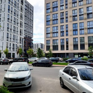 Apartment Saliutna, 2б корпус 5-18, Kyiv, R-53132 - Photo3