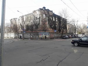  Отдельно стоящее здание, Щекавицкая, Киев, C-112738 - Фото3