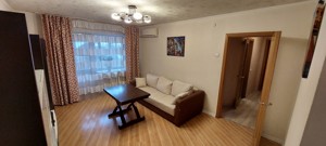 Apartment Naberezhno-Khreshchatytska, 11, Kyiv, R-61163 - Photo2