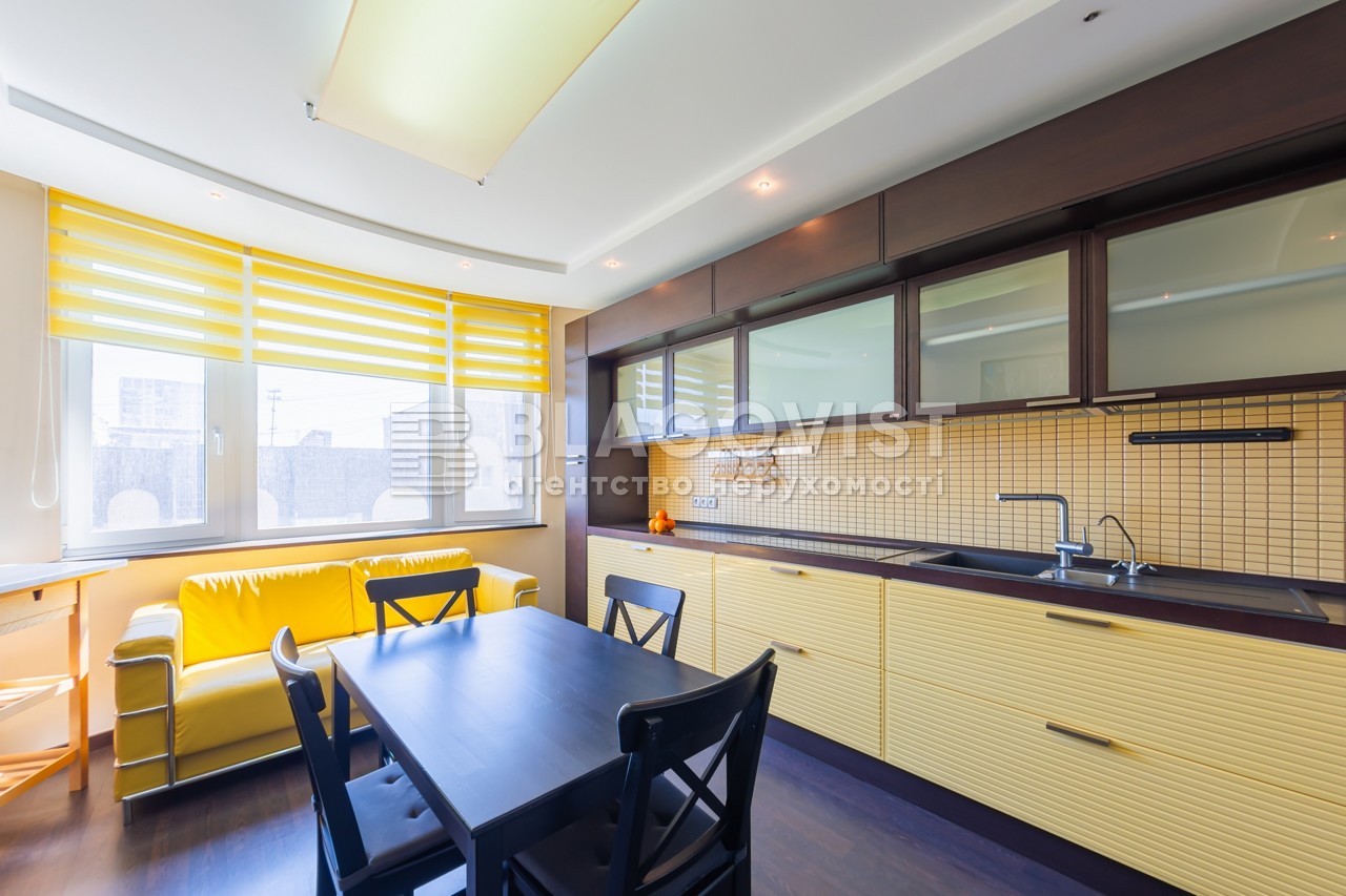 3-roomed Apartment for sale R-55544