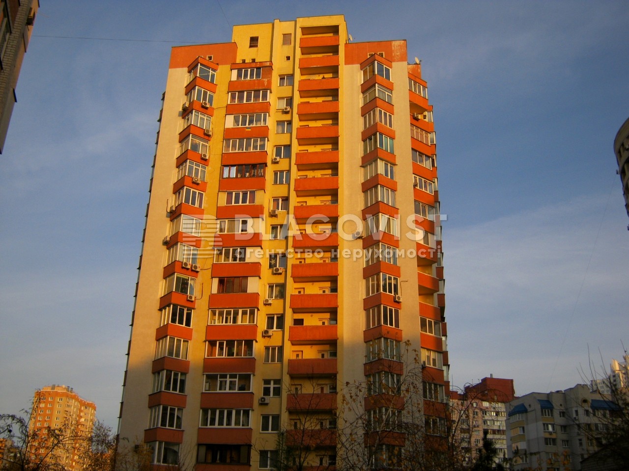 Квартира R-61057, Урловская, 8а, Киев - Фото 1