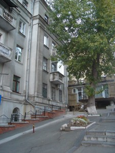  Нежилое помещение, Шелковичная, Киев, C-109628 - Фото